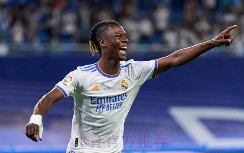 皇马祝卡马文加21岁生日快乐 球员加盟后斩获6冠